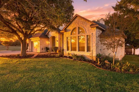 110 Dog Leg Street