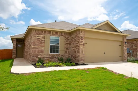 3125 Blantyre Bend