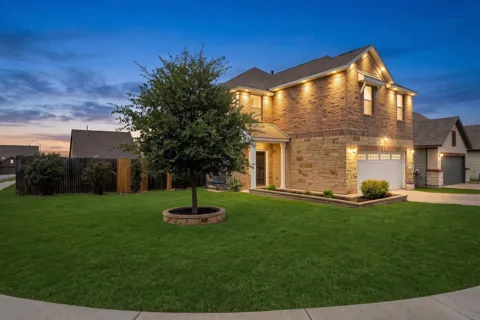 236 Yellowbark Street