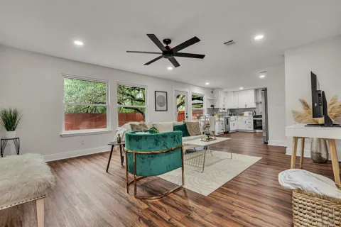 8921 Corran Ferry Drive
