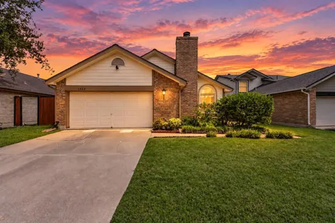 1523 Ainsdale Drive