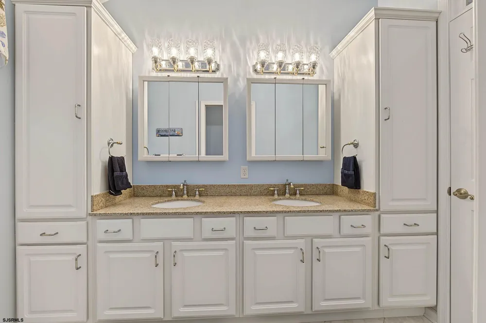1700 West Ave Ocean City, NJ 08226
