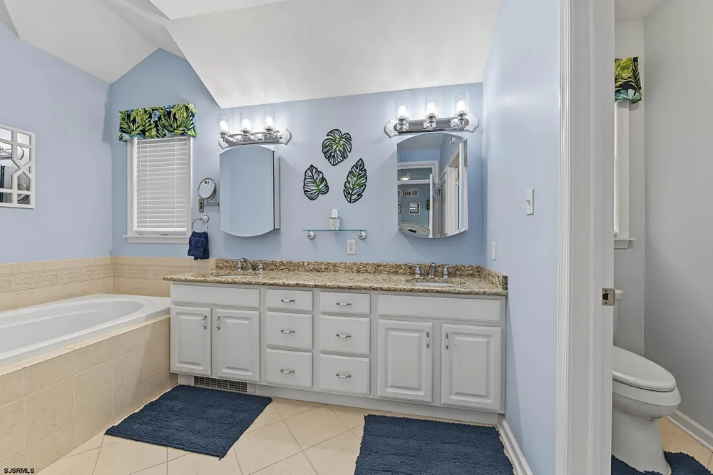 1700 West Ave Ocean City, NJ 08226