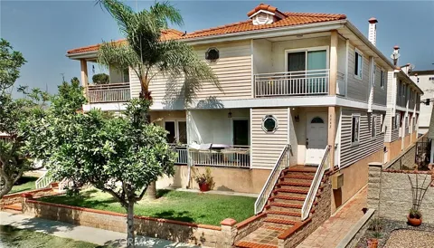 4441 Farquhar
