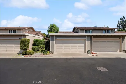 1867 E Belmont Court
