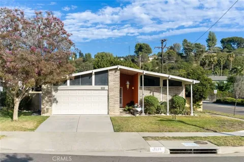 3528 Castle Rock Road