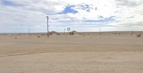 1319 Riviera Circle