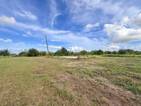122 Cr 140 Peligro Creek Dr
