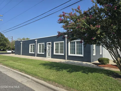 400 Hughes Boulevard