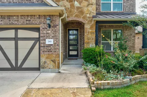 785 Vista Garden Drive