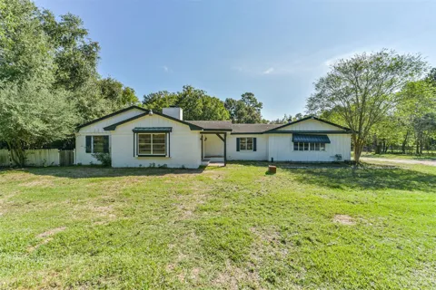 11606 Glenora Drive