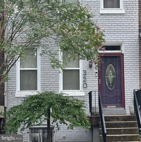 320 SHEPHERD STREET NW