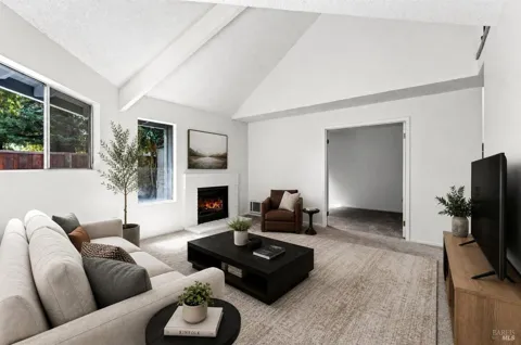 689 Racquet Club Circle