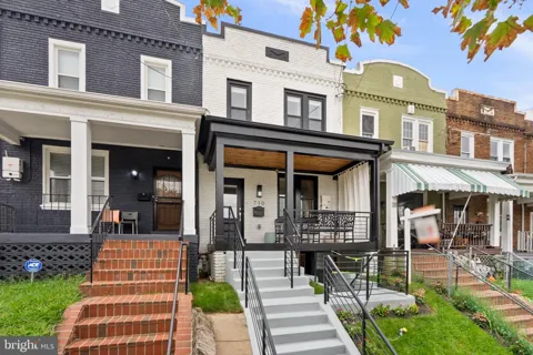 710 FARRAGUT STREET NW