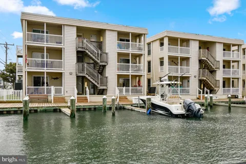 300 13TH STREET #4