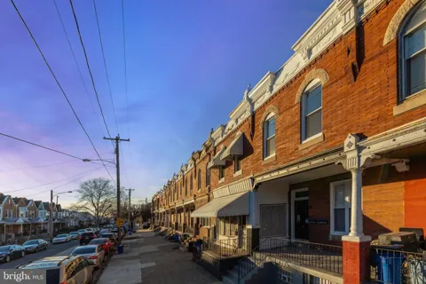 5225 CEDAR AVENUE #1