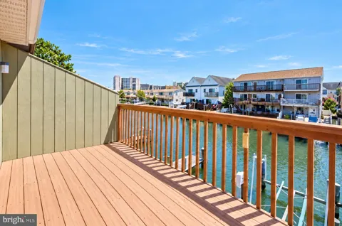 139 NEWPORT BAY DRIVE #206B