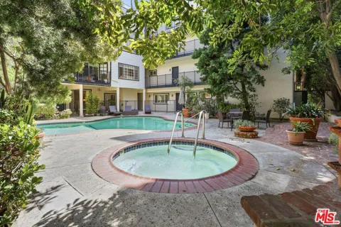 2677 Centinela Avenue #203