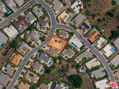 1224 Lachman Lane