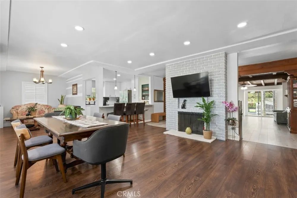 742 Terrace San Bernardino, CA 92410