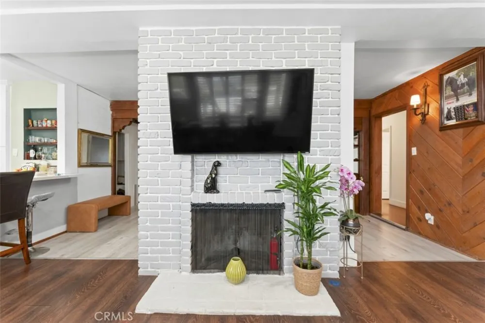 742 Terrace San Bernardino, CA 92410