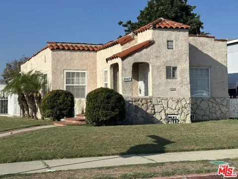 2067 W 65th Place