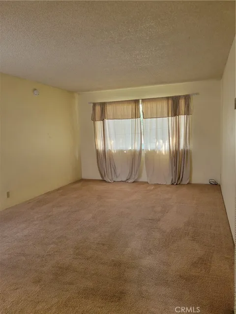 5740 Wynoka