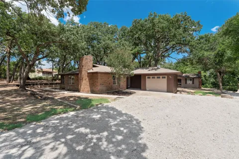 294 Thomas Len Road