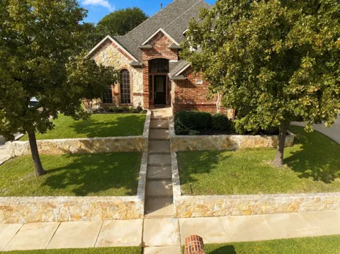 7921 Shady Oaks Drive