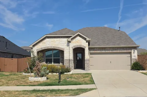 3955 Bellingham Lane