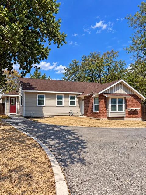 3513 Hardeman Street