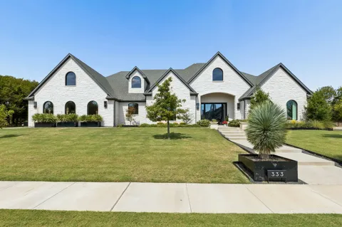 333 Renaissance Lane