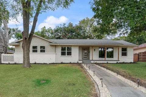 804 Brook Valley Lane