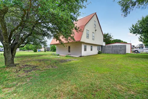 104 Bow Creek