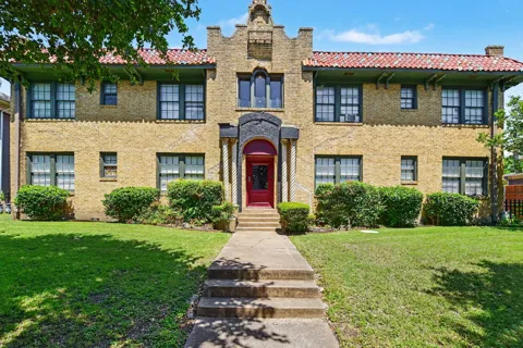 4515 Swiss Avenue #5