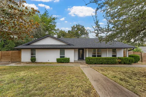 1132 Western Oaks Drive