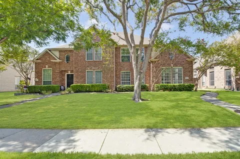 6883 Winston Drive