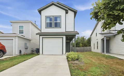 52 Trinity Circle