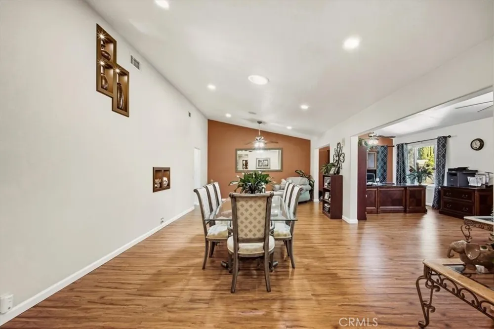 1931 Redding Way Upland, CA 91784