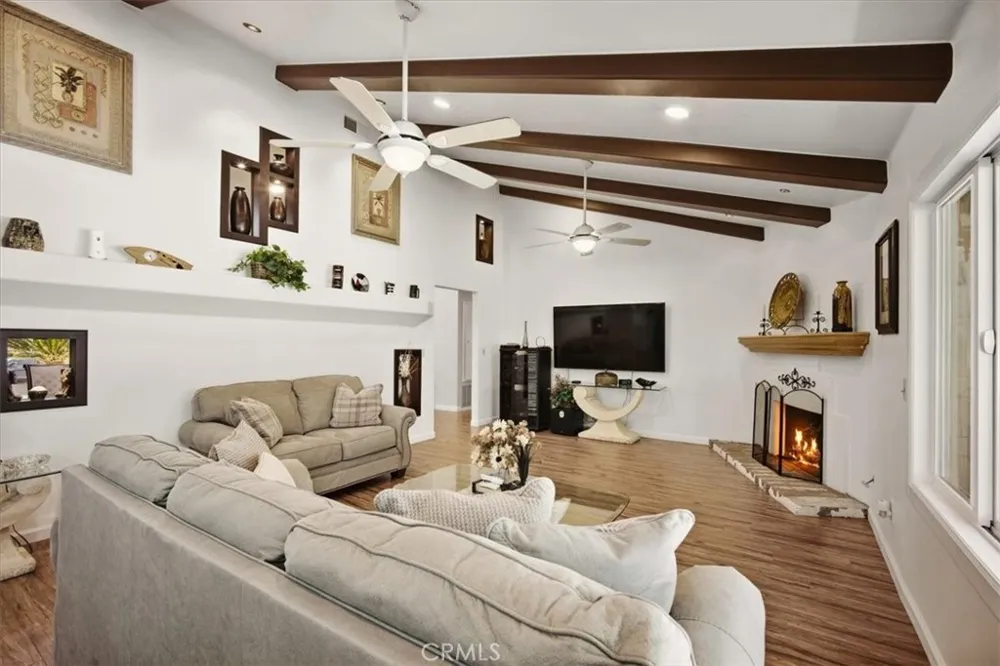 1931 Redding Way Upland, CA 91784