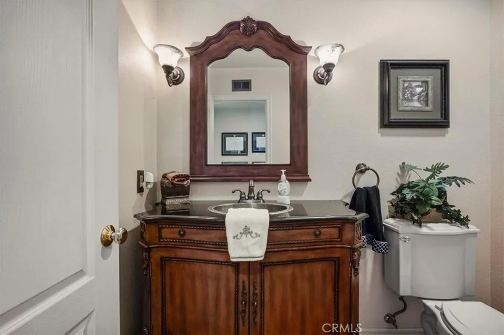 1931 Redding Way Upland, CA 91784