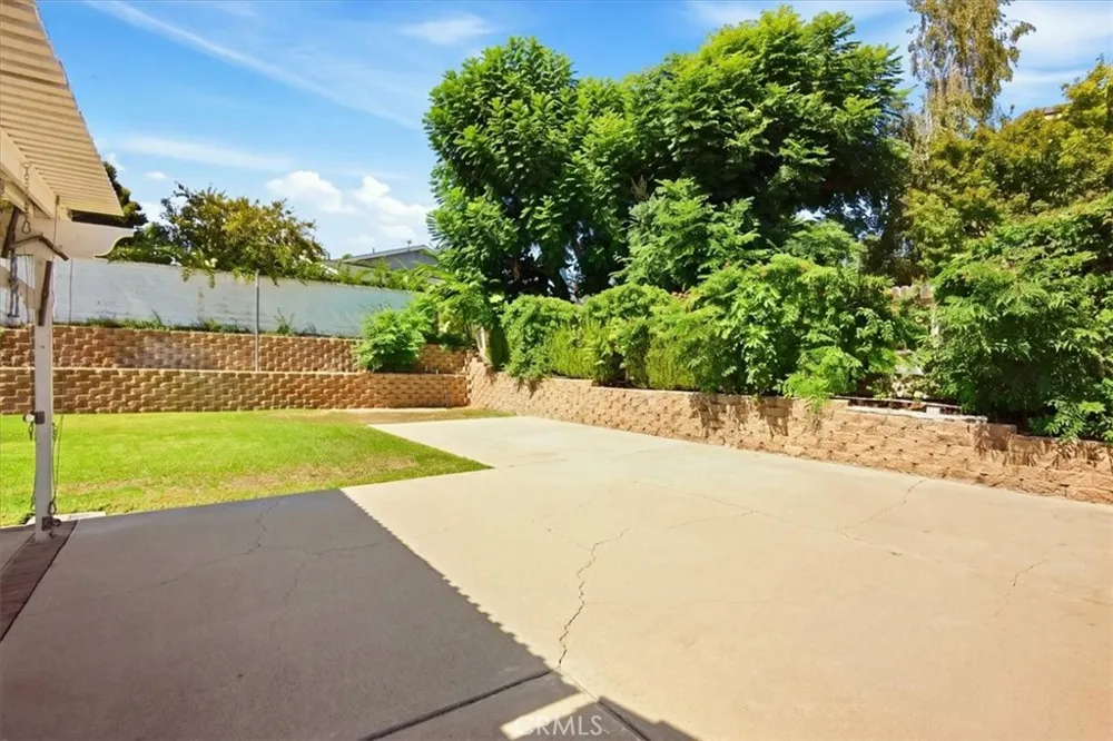 1931 Redding Way Upland, CA 91784