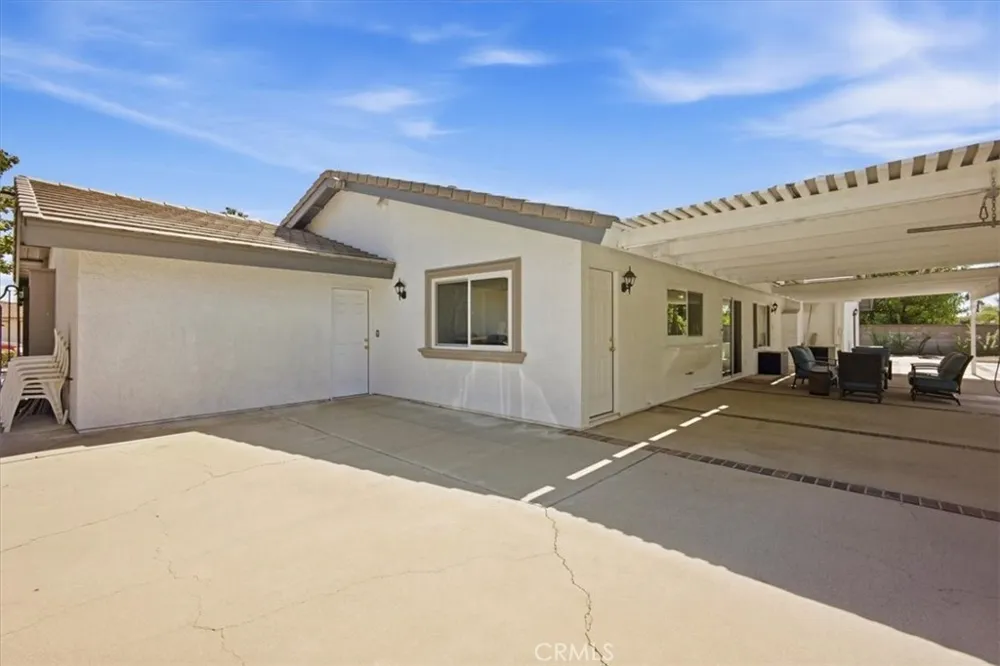 1931 Redding Way Upland, CA 91784