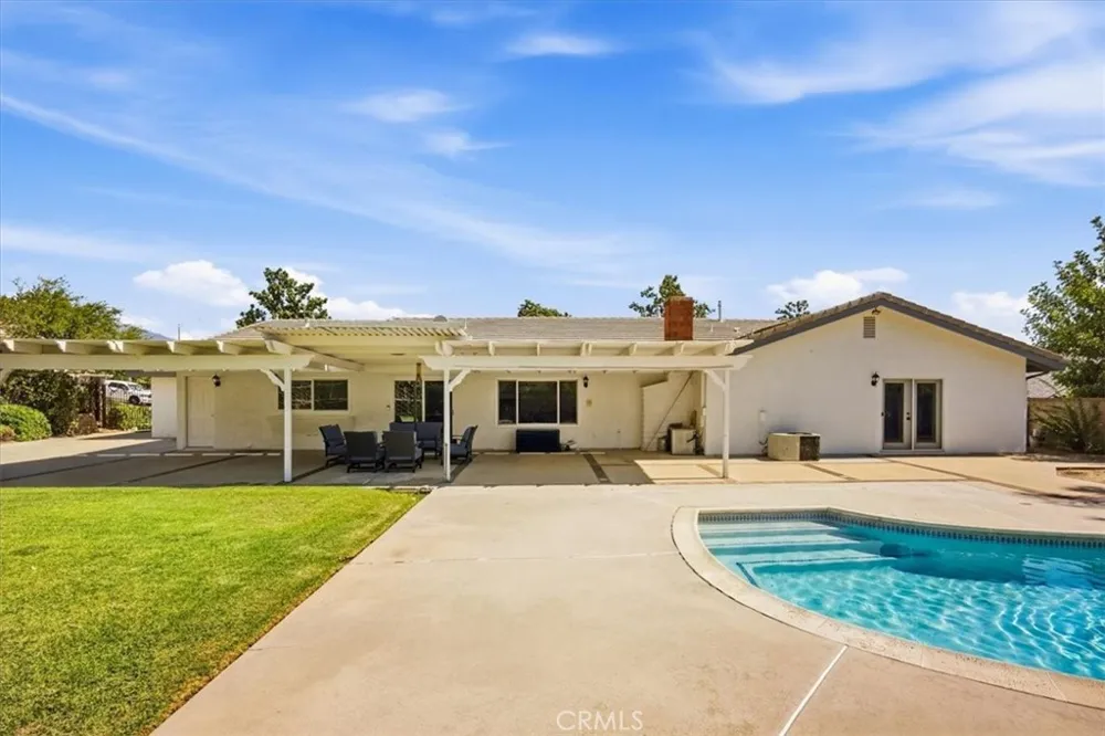 1931 Redding Way Upland, CA 91784