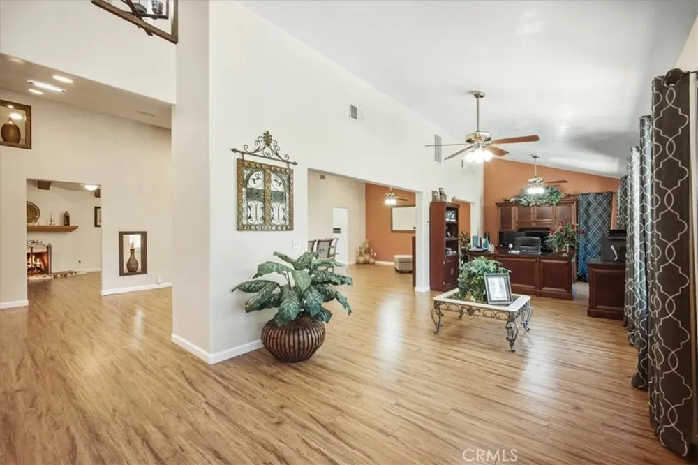 1931 Redding Way Upland, CA 91784