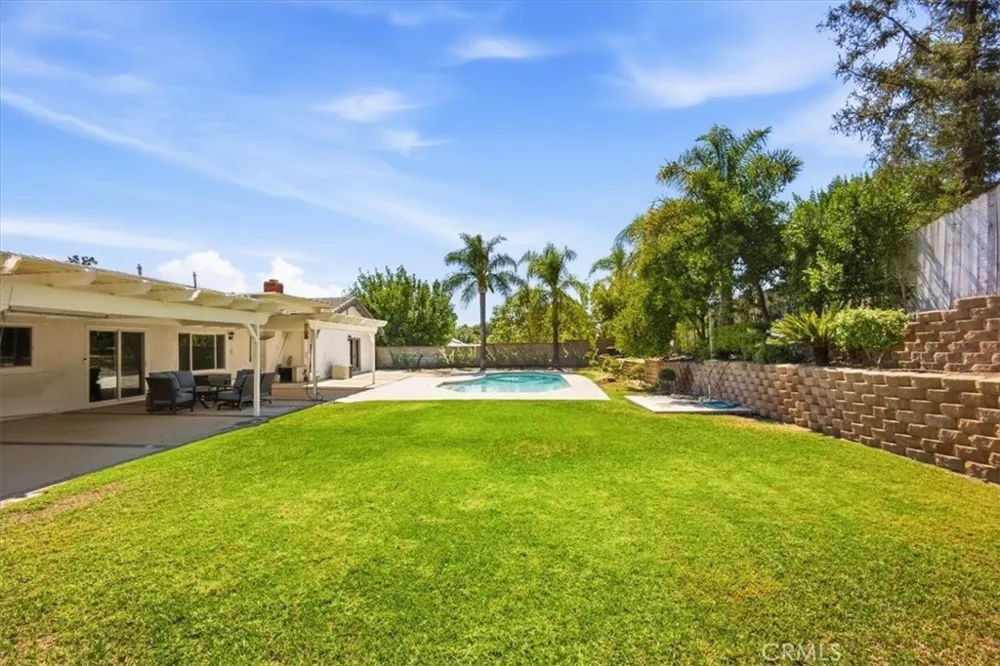 1931 Redding Way Upland, CA 91784