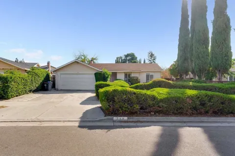 738 El Sereno Drive