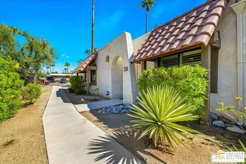 379 W Mariscal Road