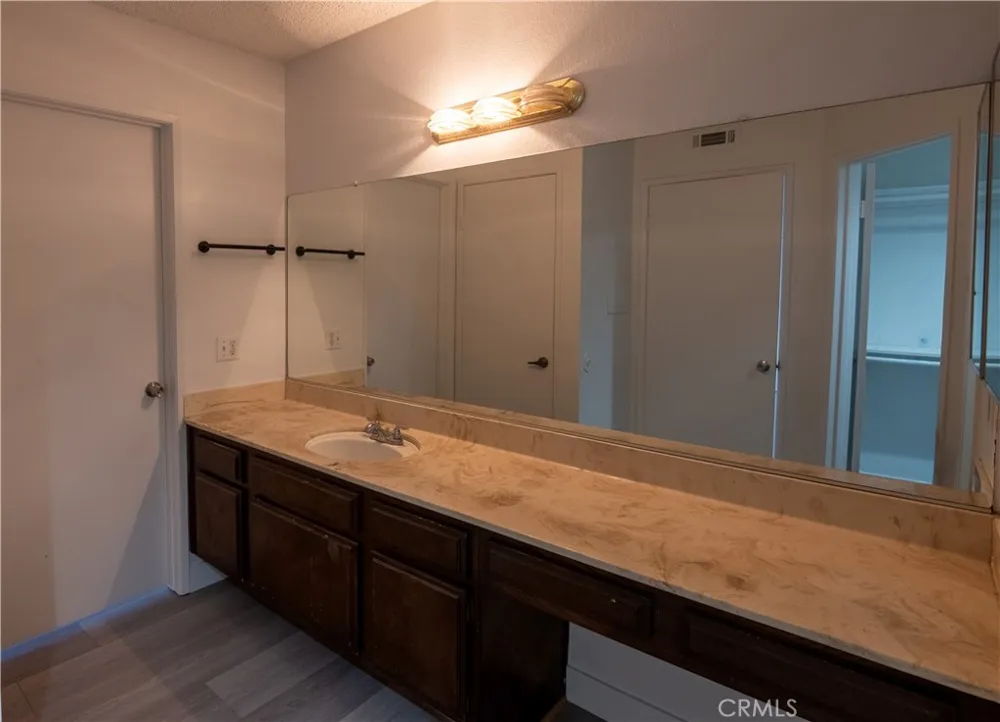 1500 W Edgehill #40 San Bernardino, CA 92405