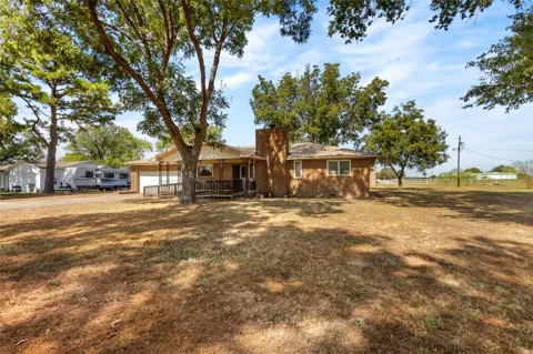 422339 Hwy 266